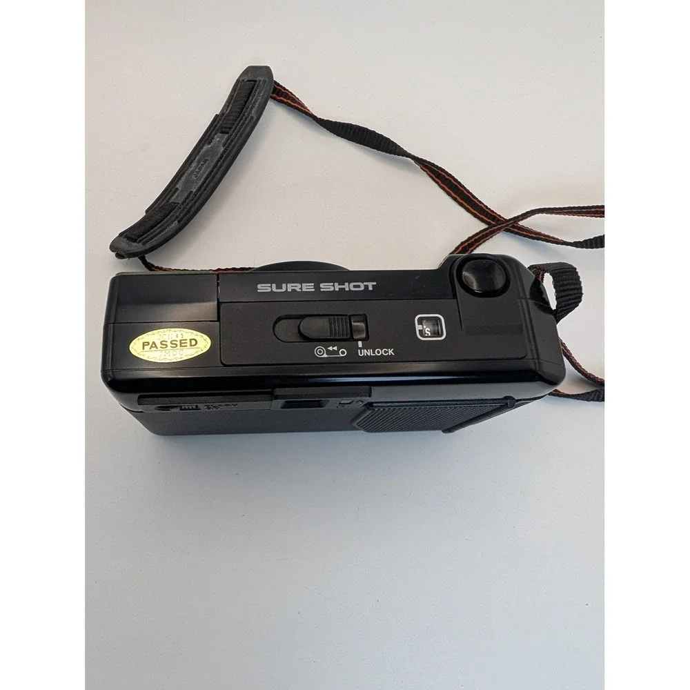 Canon Sure Shot 35mm Film Camera 38mm f2.8 AF Point and Shoot with Case Black